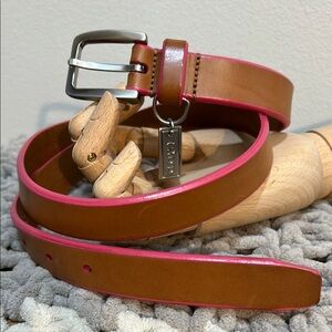 Izod Sliver Tone Brown and Pink Leather Belt with Classic Design